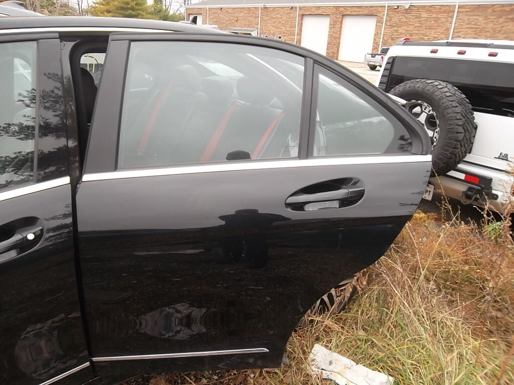 2008-2014 Mercedes Benz C-Class C300 C350 C350 Rear Door Driver Black