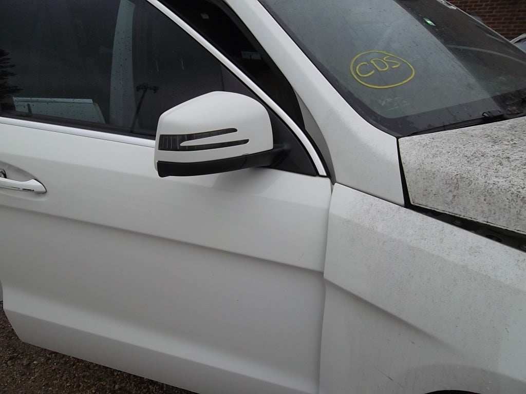 2013-2016 Mercedes Benz GL-Class GL450 GL350 GL550 Front Door Passenger White