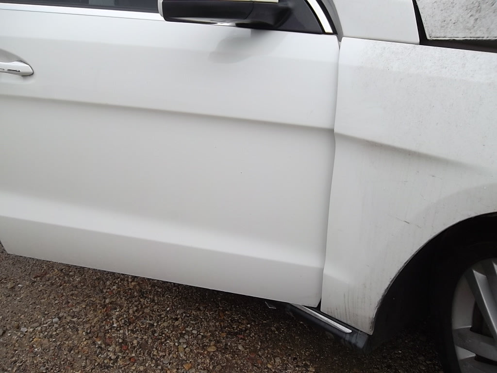 2013-2016 Mercedes Benz GL-Class GL450 GL350 GL550 Front Door Passenger White
