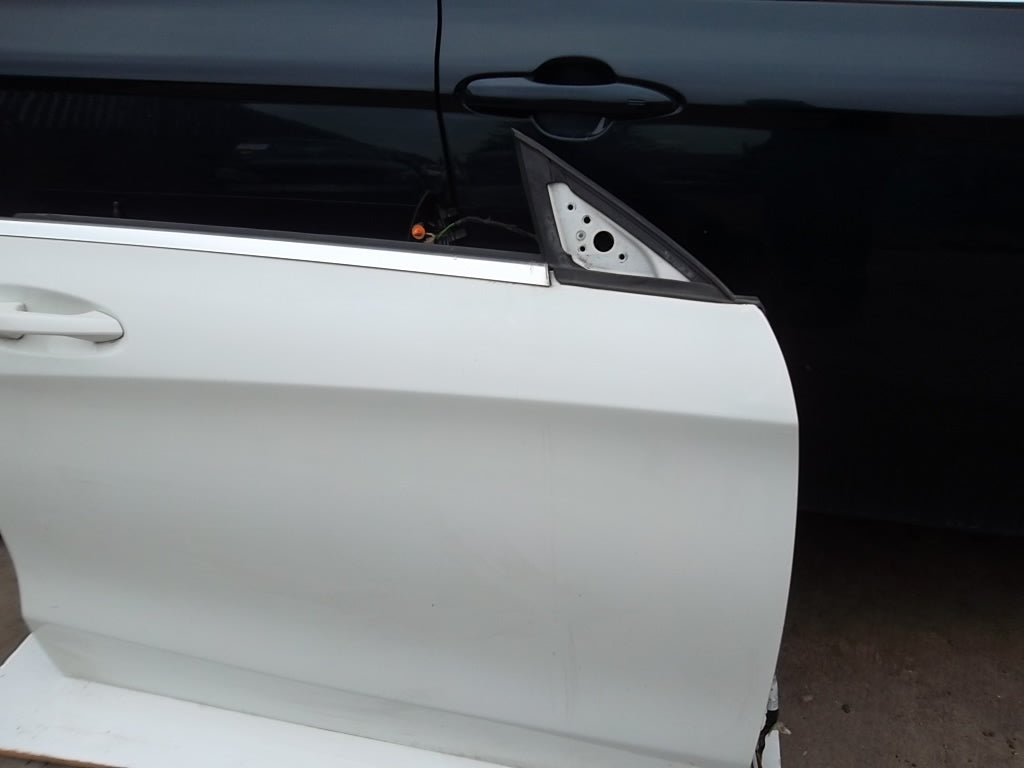 2014-2019 Mercedes CLA Class CLA250 Front Door Passenger WHITE