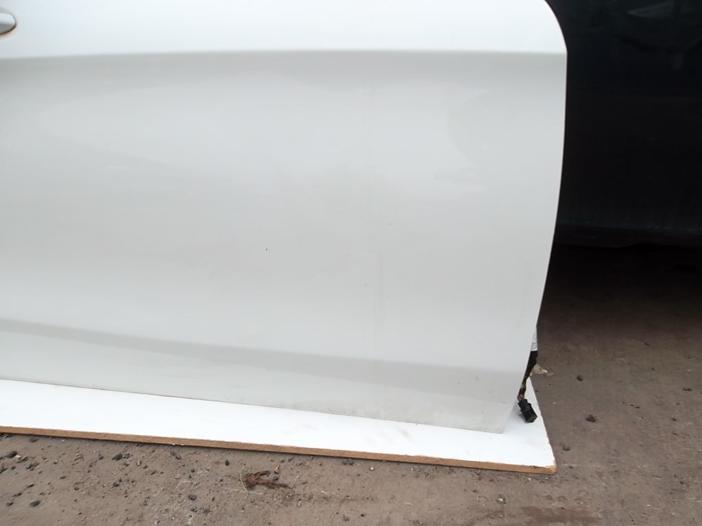 2014-2019 Mercedes CLA Class CLA250 Front Door Passenger WHITE