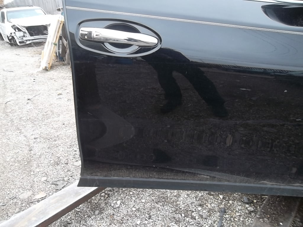 2014-2020 Nissan Rogue Front Door Passenger BLACK