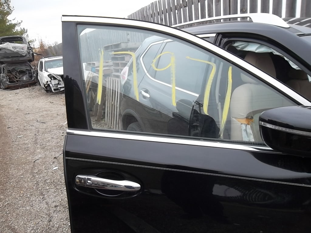 2014-2020 Nissan Rogue Front Door Passenger BLACK