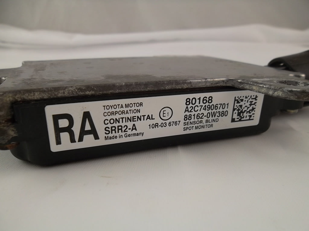 2016-2018 Toyota RAV4 Blind Spot Monitor Module 88162-0W380