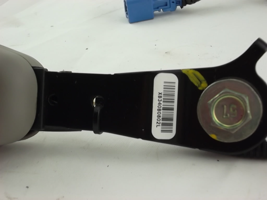 2011-2017 Honda Odyssey Front Right Passenger Side Seat Belt Buckle