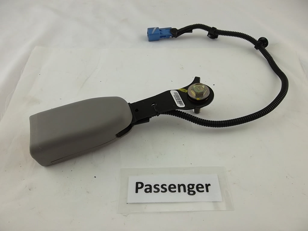2011-2017 Honda Odyssey Front Right Passenger Side Seat Belt Buckle