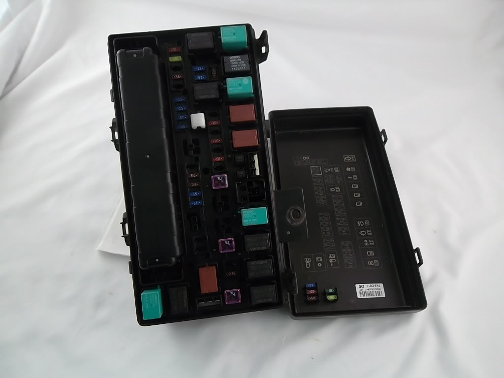 2011-2013 Honda Odyssey Engine Fuse Box