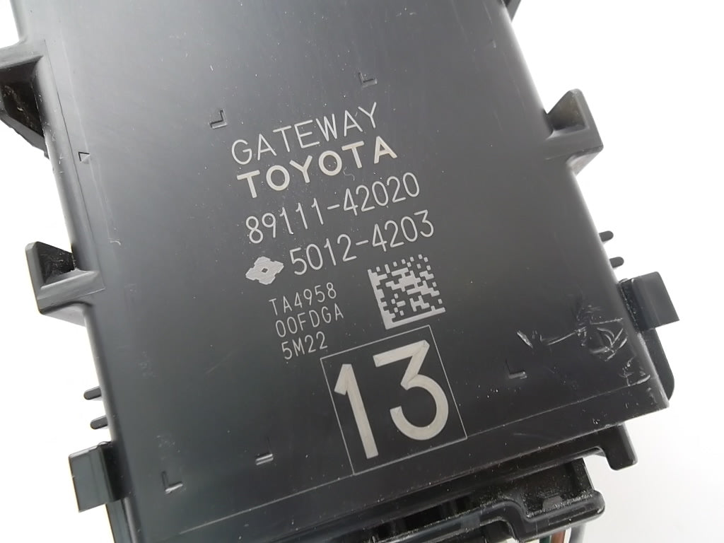 2015-2017 Toyota RAV4 Computer Network Gateway 89111-42020