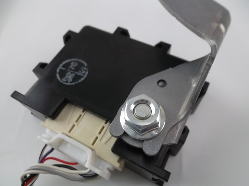 2015-2017 Toyota RAV4 Transfer Case Control Module 89630-42070