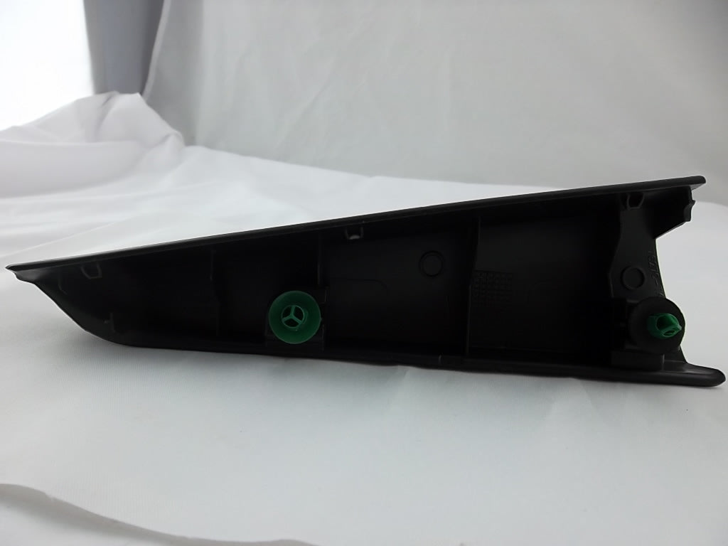 2011-2017 Honda Odyssey Driver Side Door Corner Cover Trim