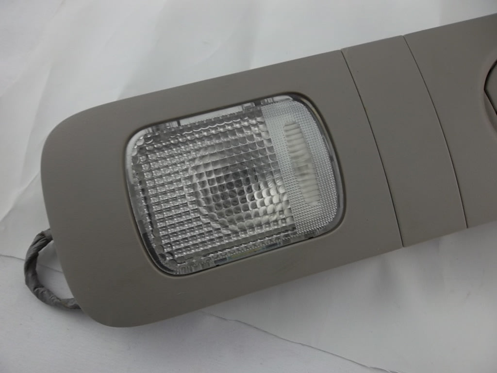 2014-2017 Honda Odyssey Left Rear 2nd Row Dome Light Vent Trim
