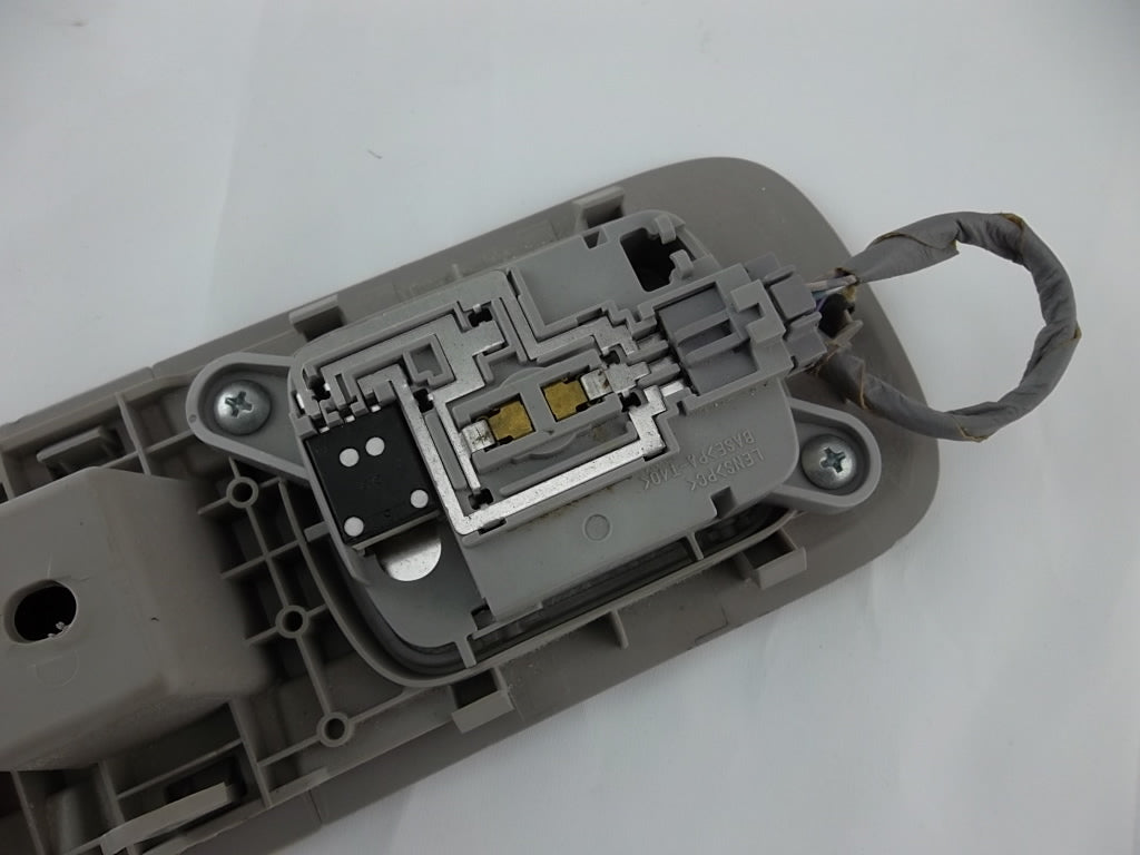 2014-2017 Honda Odyssey Left Rear 2nd Row Dome Light Vent Trim