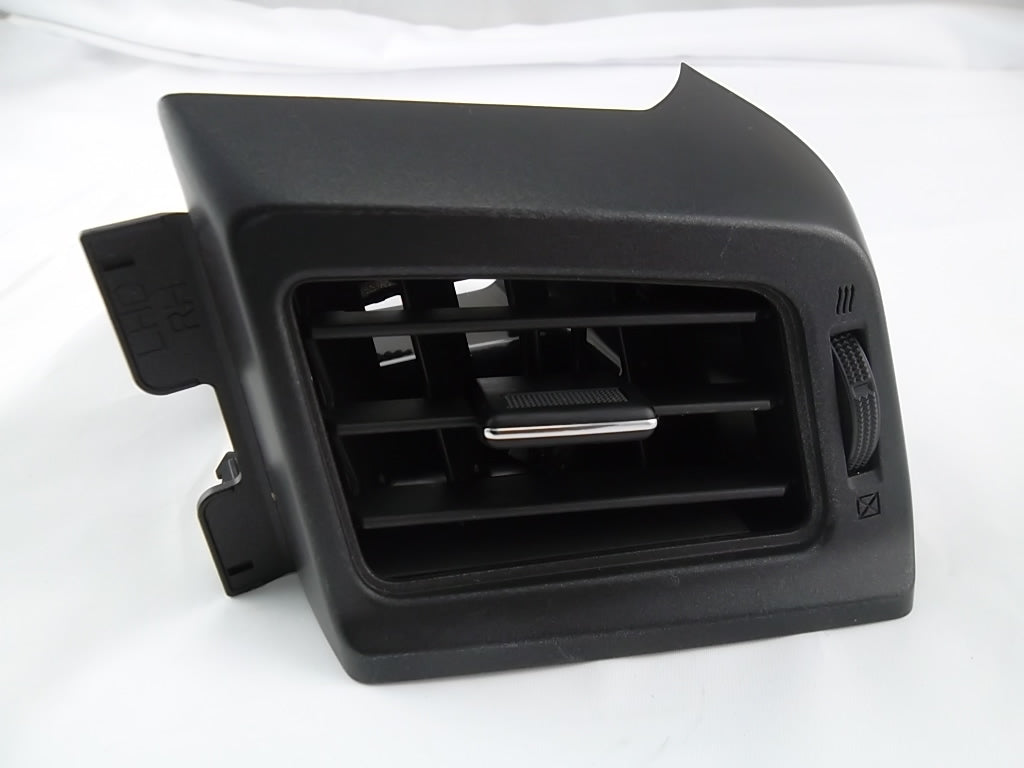 2014-2018 Toyota RAV4 Front Passenger Air Vent 55680-0R020