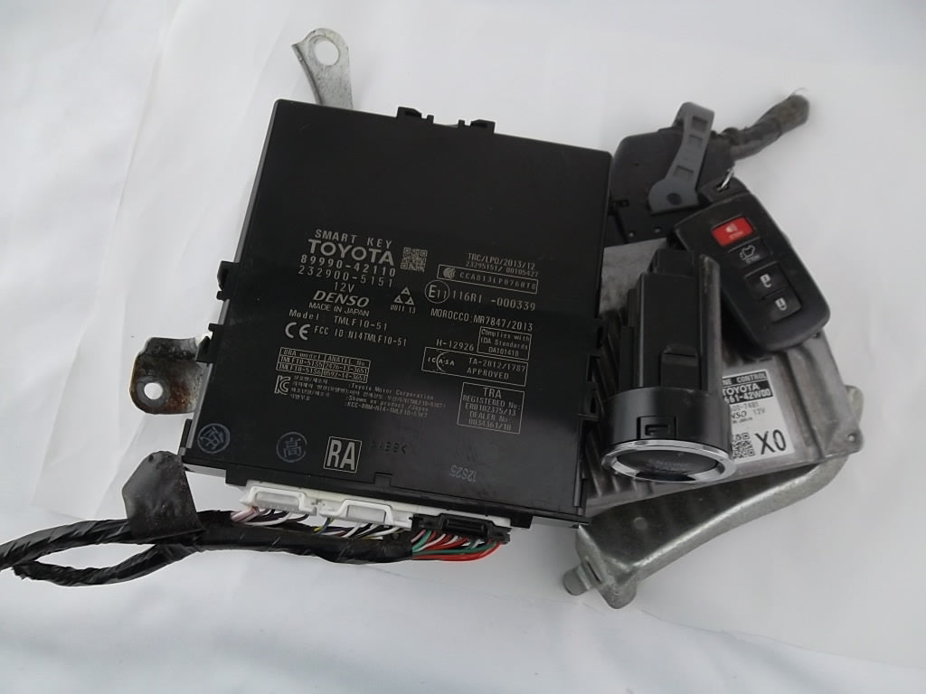 2016-2018 Toyota RAV4 Engine Computer ECU w/Key 89661-42W00