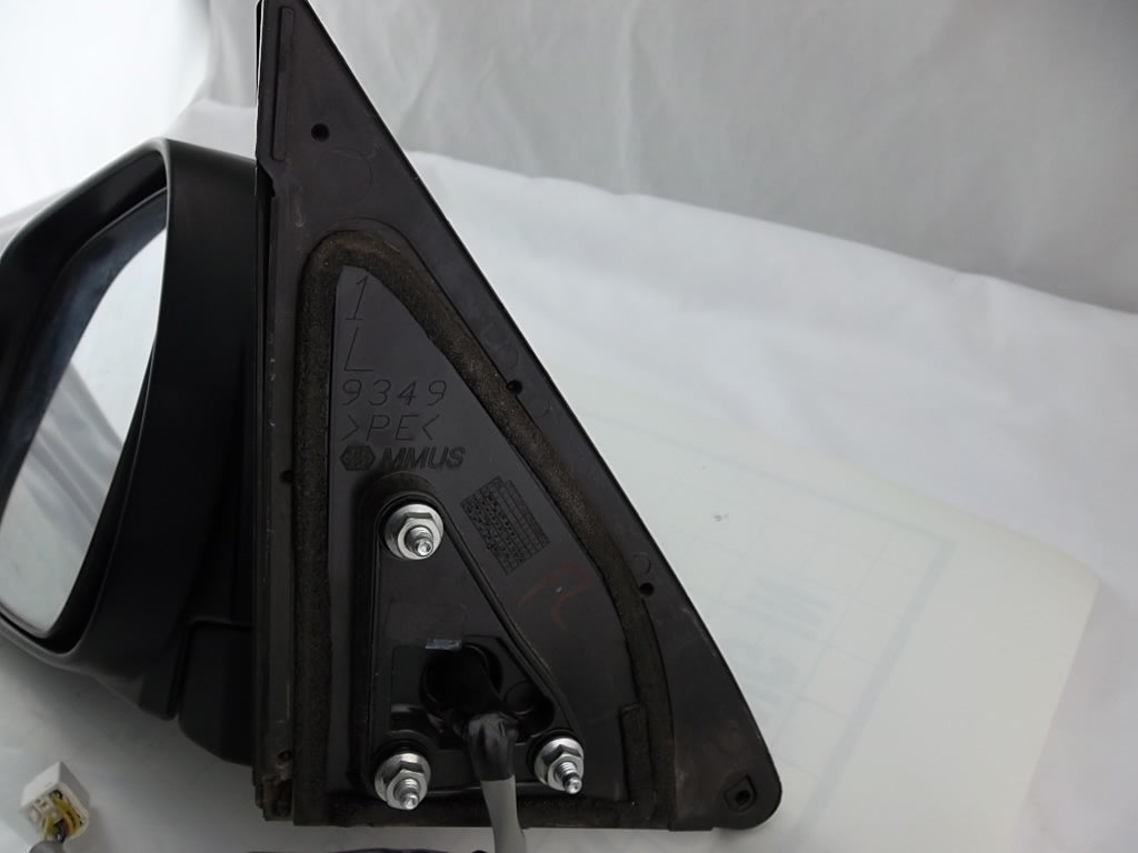 2010-2013 Toyota Highlander Passenger Side Door Mirror Assembly 87910-0E092