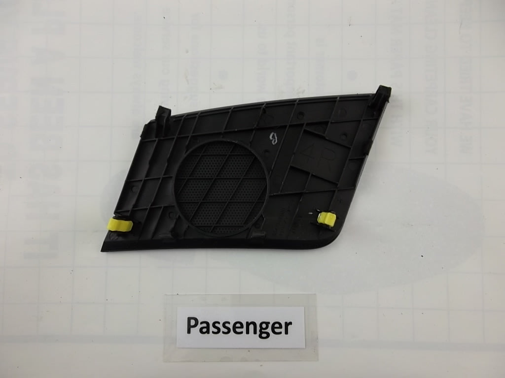 2008-2013 Toyota Highlander Dash Speaker Panel Cover Passenger 55473-0E040