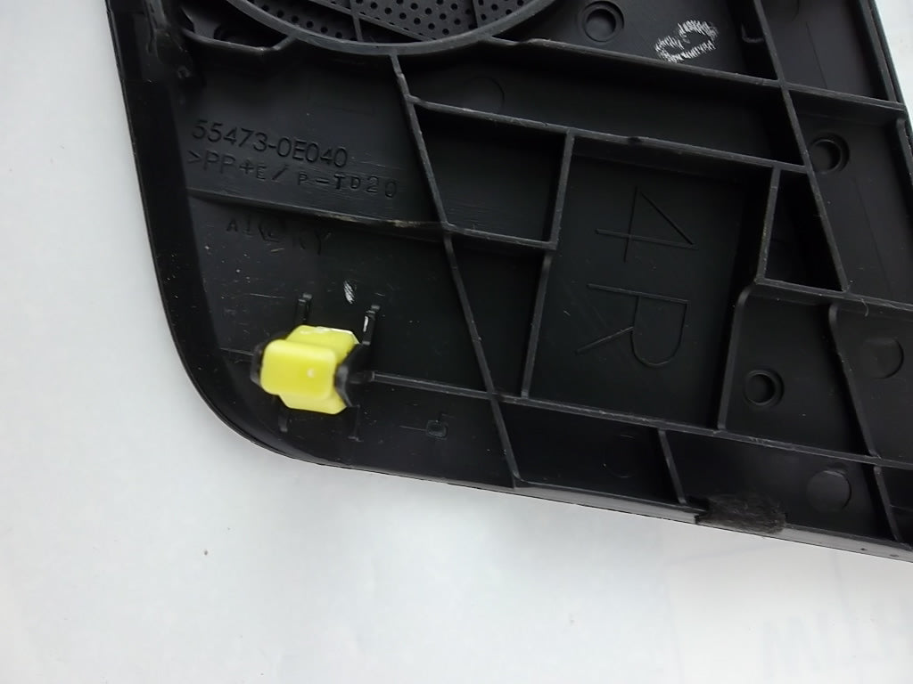 2008-2013 Toyota Highlander Dash Speaker Panel Cover Passenger 55473-0E040