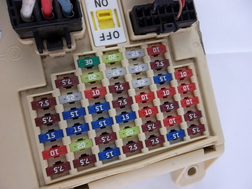 2014-2015 Hyundai Elantra Instrument Panel Junction Box Fuse Box Assembly 91955-3X010