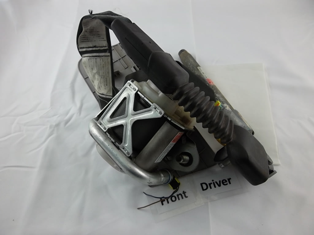 2014-2015 Hyundai Elantra Front Seat Belt Assembly Left Driver 88810-3Y000