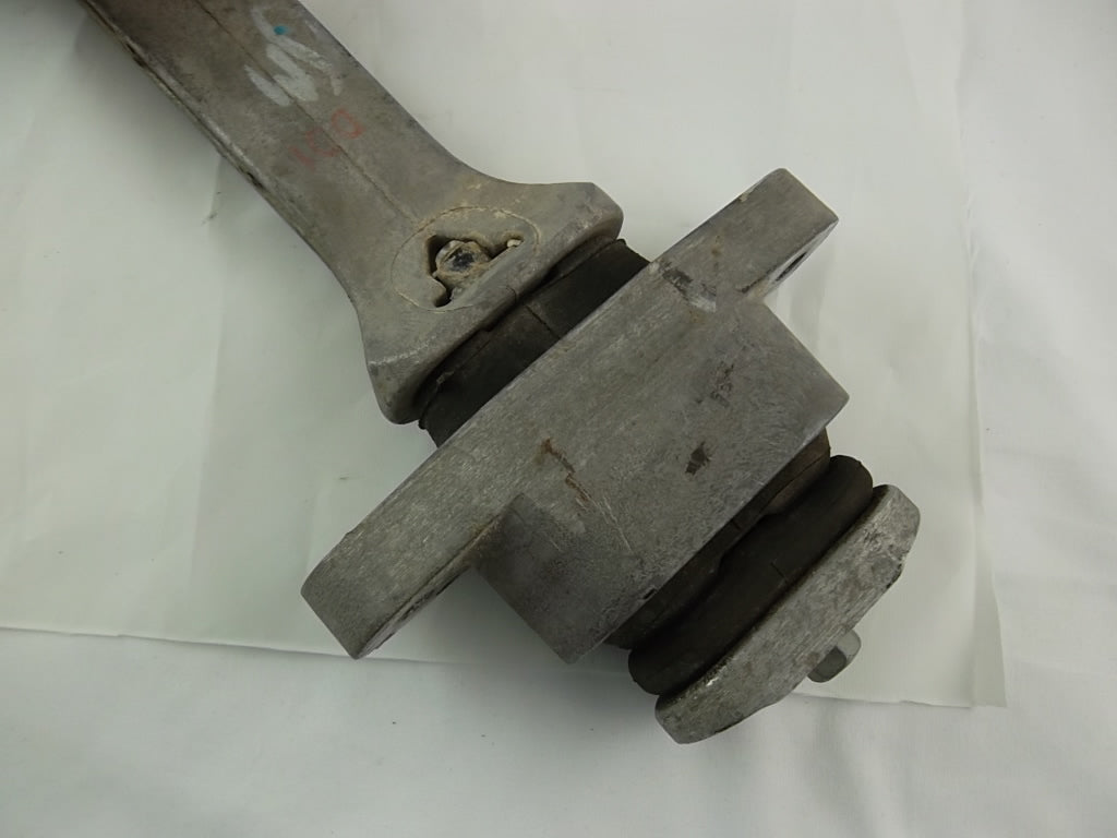 2016-2019 Hyundai Santa Fe Engine Transmission Mount  21950-2W400