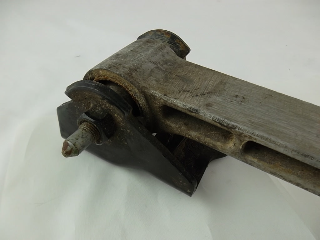 2016-2019 Hyundai Santa Fe Engine Transmission Mount  21950-2W400