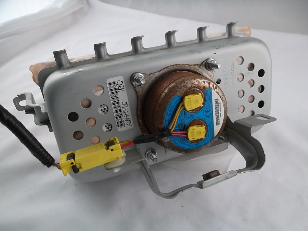 2017-2020 Honda CR-V Dash Airbag Front Passenger 77850-TLA-A84