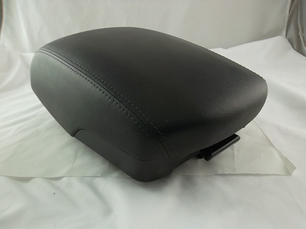 2016-2019 Hyundai Santa Fe Center Console Armrest 84660-B8500