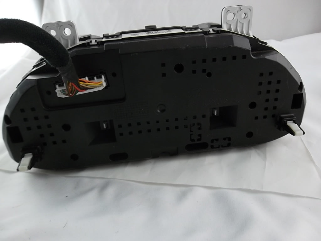 2013-2015 Hyundai Santa Fe Speedometer Instrument Cluster 94001-B8240