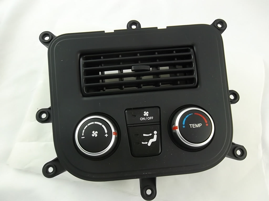 2013-2019 Hyundai Santa Fe Rear Heater Control Assembly 97340-B8000