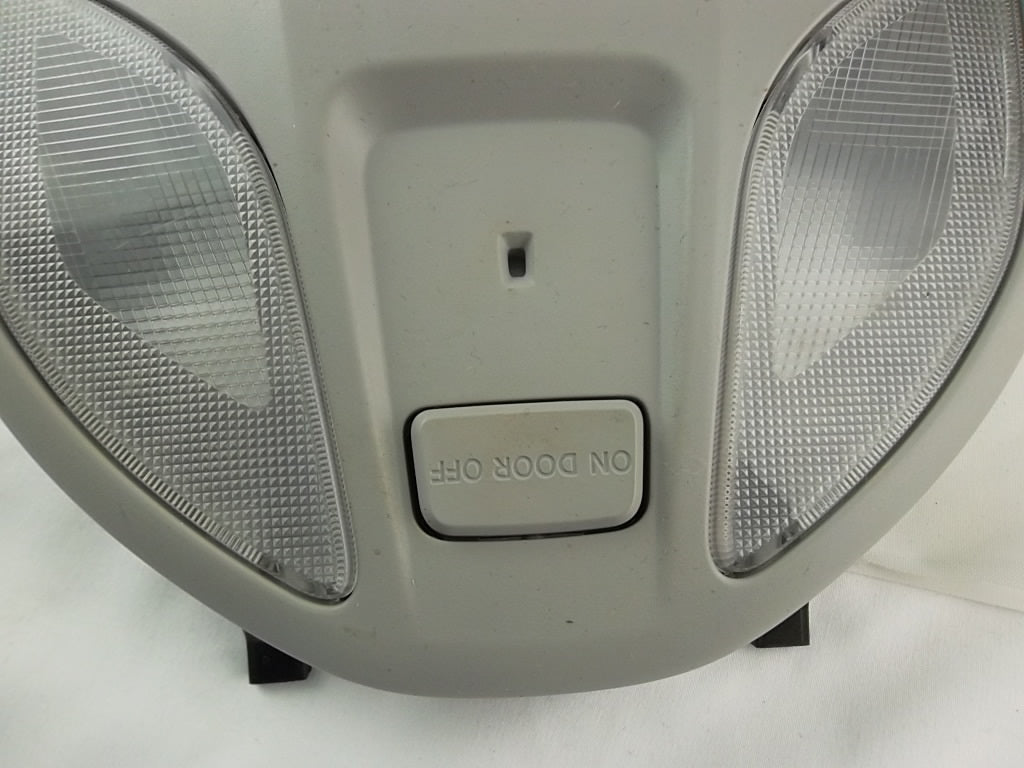2013-2016 Hyundai Santa Fe Overhead Map Lamp Assembly 92800-2W000