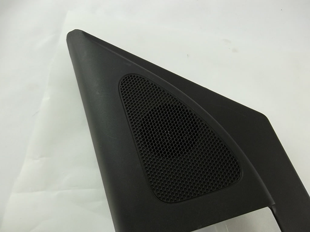 2013-2019 Hyundai Santa Fe Door Speaker Corner Cover Trim Driver 87650-2W000