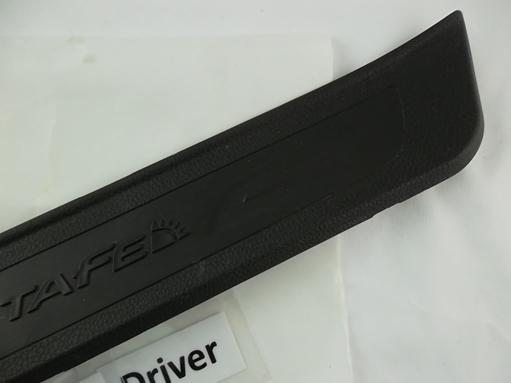 2013-2019 Hyundai Santa Fe Unit Trim Rear Step Plate Driver 85878-B8000
