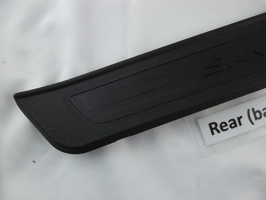 2013-2019 Hyundai Santa Fe Unit Trim Rear Step Plate Driver 85878-B8000