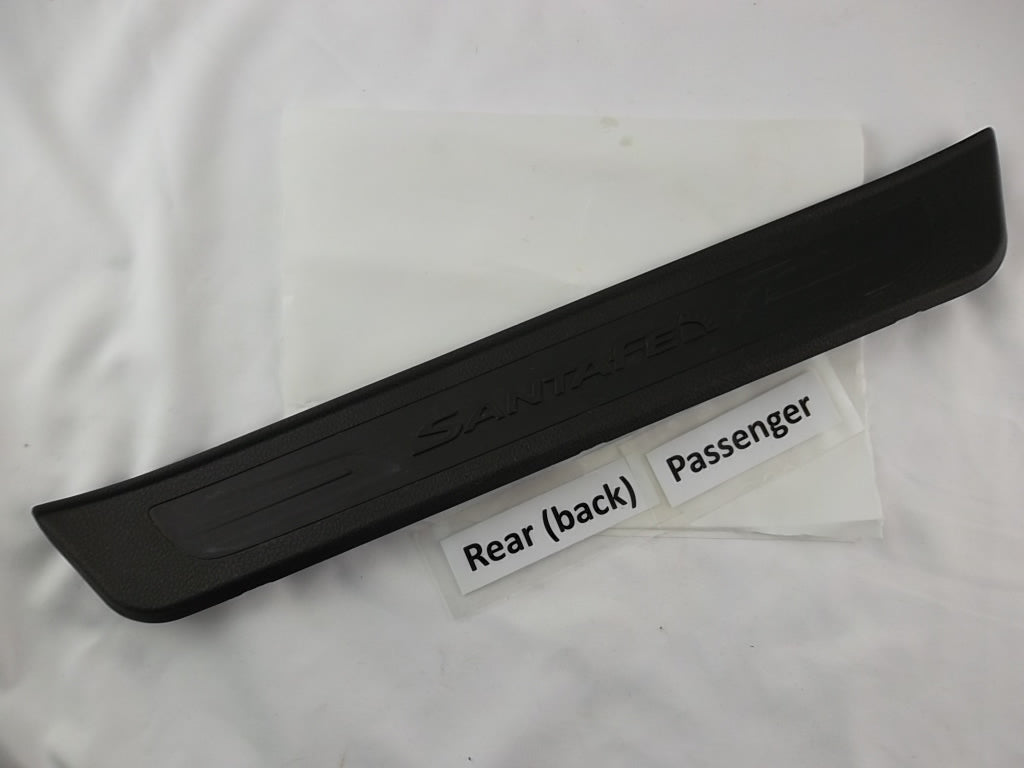 2013-2019 Hyundai Santa Fe Unit Trim Rear Step Plate Passenger 85888-B8000