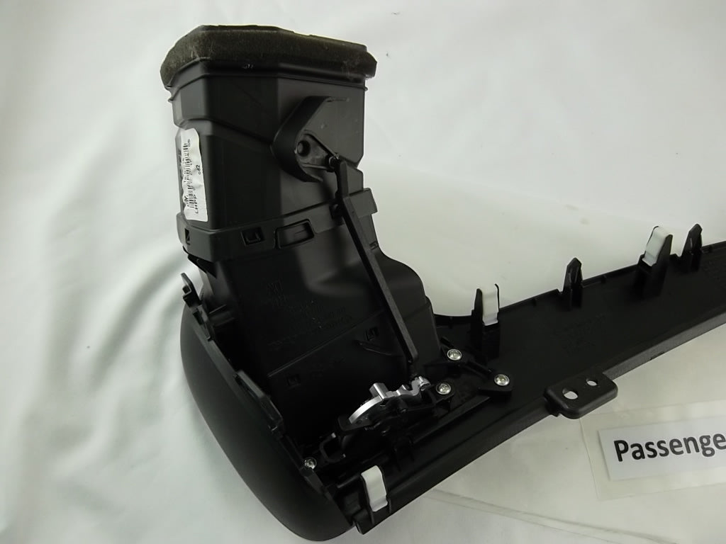 2016-2019 Hyundai Santa Fe Duct Assembly-Side Air Ventilator Passenger 97406-2W001