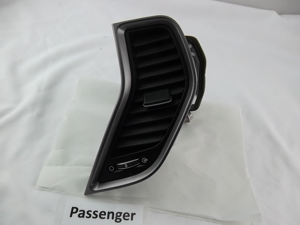 2016-2019 Hyundai Santa Fe Duct Assembly-Center Air Ventilator Passenger 97420-2W000