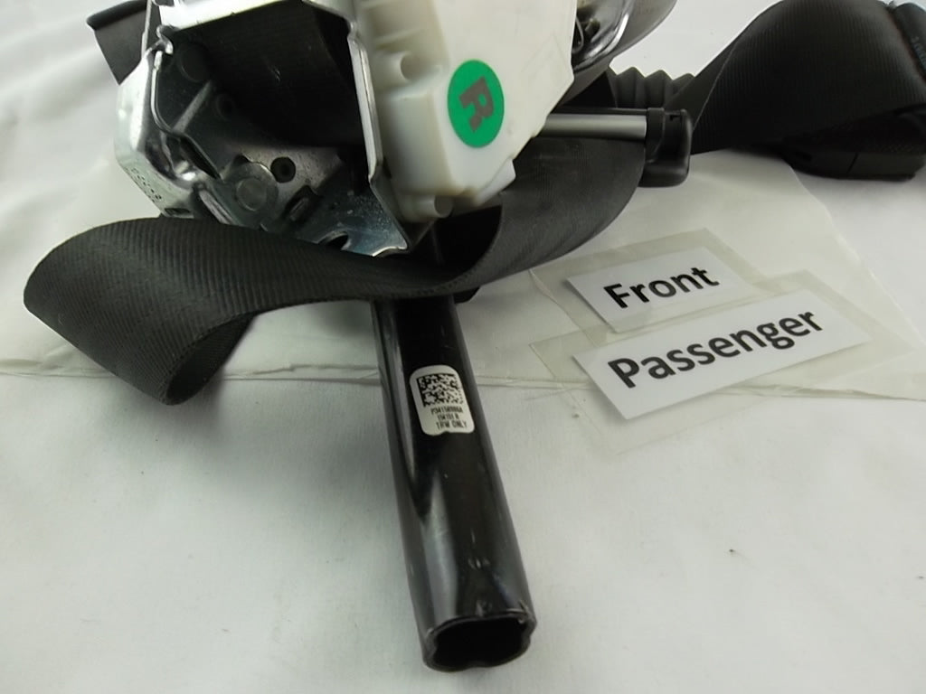 2013-2019 Hyundai Santa Fe Front Seat Belt Assembly Passenger 88820-B8500