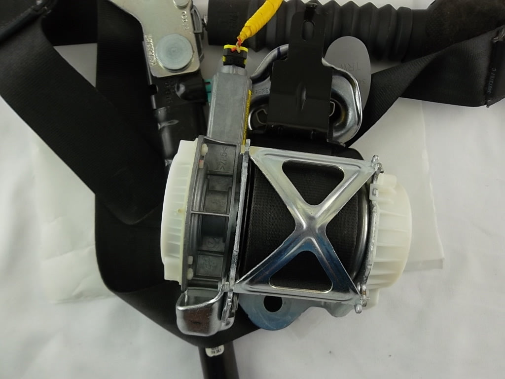 2013-2019 Hyundai Santa Fe Front Seat Belt Assembly Passenger 88820-B8500