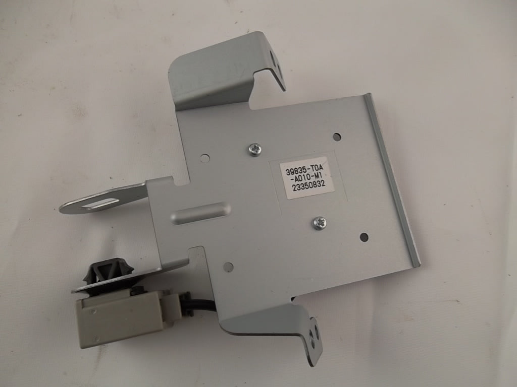 2012-2016 Honda CR-V  Gps Antenna 39835-T0A-A01