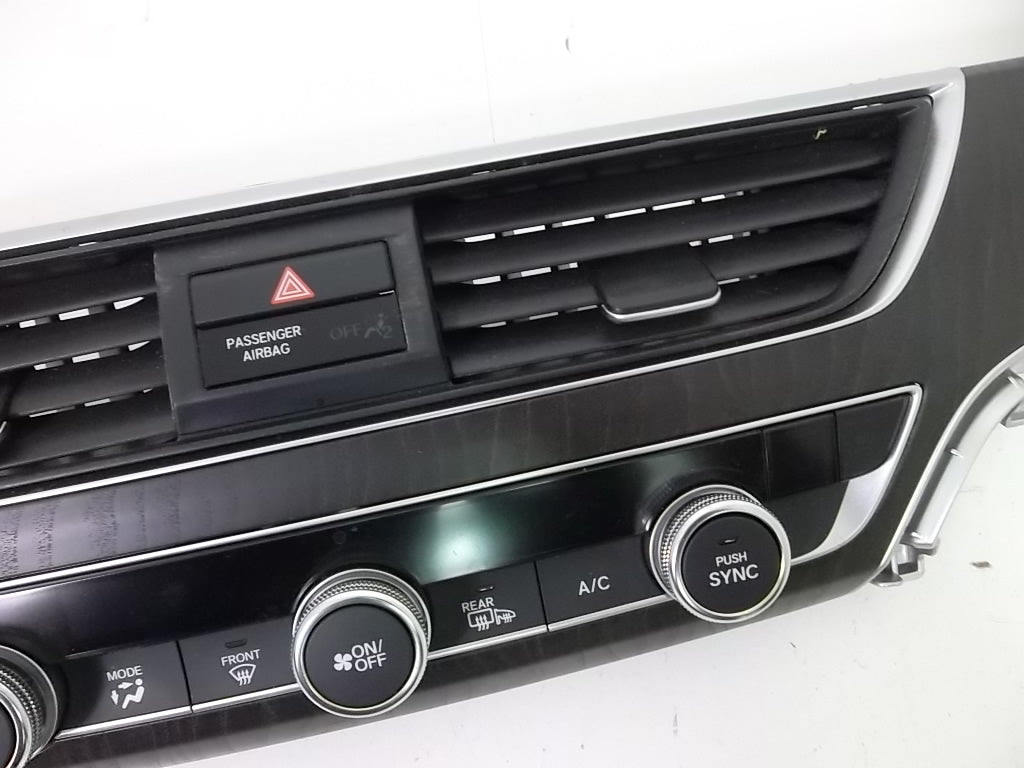 2018-2022 Honda Accord Sedan Touring Dash Panel Center Trim Molding AC Air Vents 79610-TVA-A51