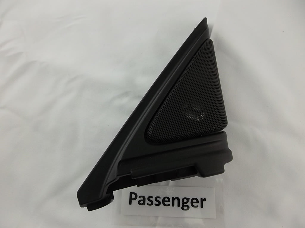 2018-2022 Honda Accord Sedan Front Passenger Right Door Tweeter Speaker 76221-TVA-A11