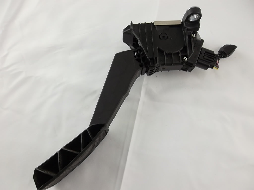 2018-2022 Honda Accord Sedan Pedal Assembly Accelerator 17800-TVA-A02
