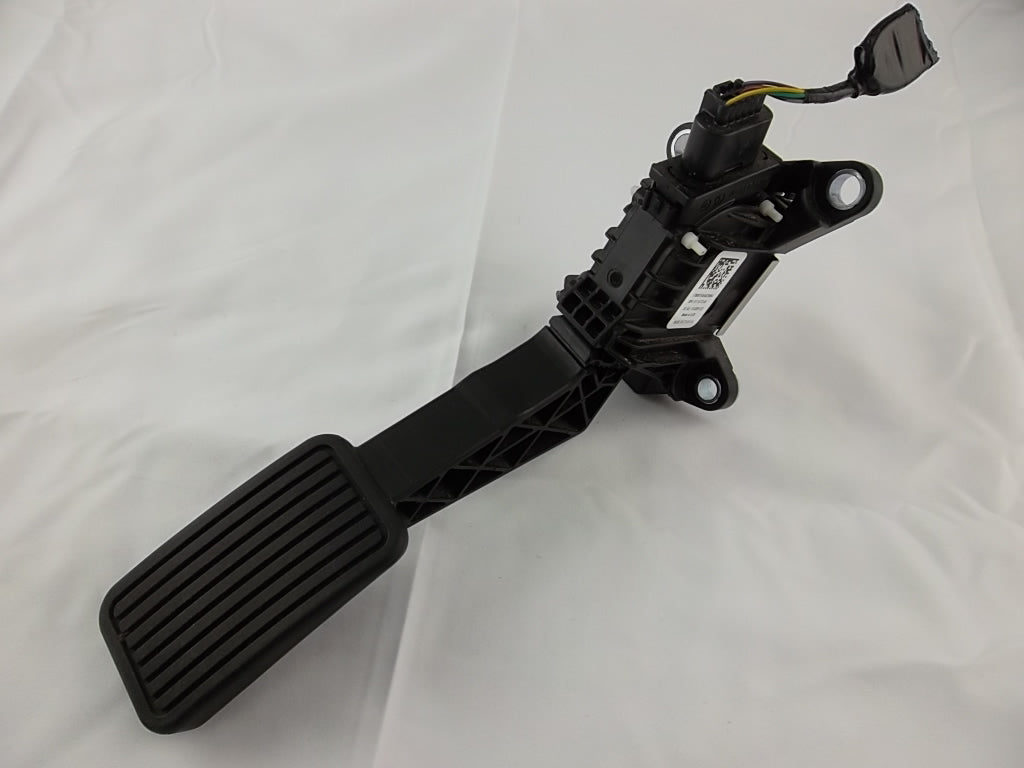 2018-2022 Honda Accord Sedan Pedal Assembly Accelerator 17800-TVA-A02