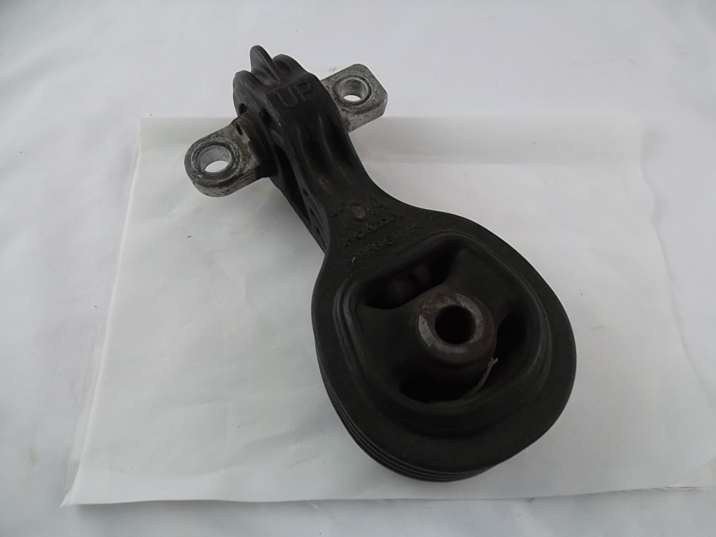 2012-2016 Honda CR-V Engine Rod Torque Motor Mount Bracket 50880-T0A-A81