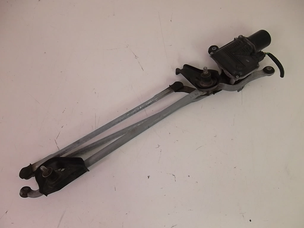 2018-2022 Honda Accord Sedan Front Windshield Wiper Linkage W/Motor