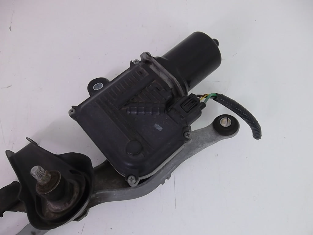 2018-2022 Honda Accord Sedan Front Windshield Wiper Linkage W/Motor