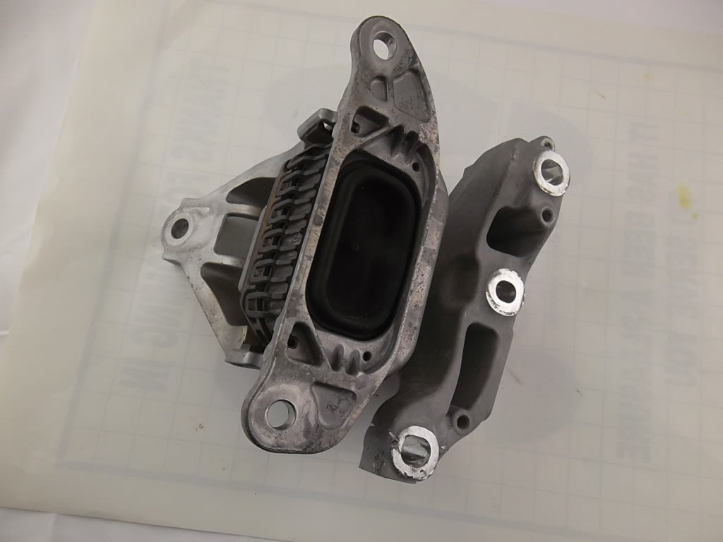 2018-2020 Honda Accord Sedan Rubber Assembly Transmission Mount 50850-TVC-A32
