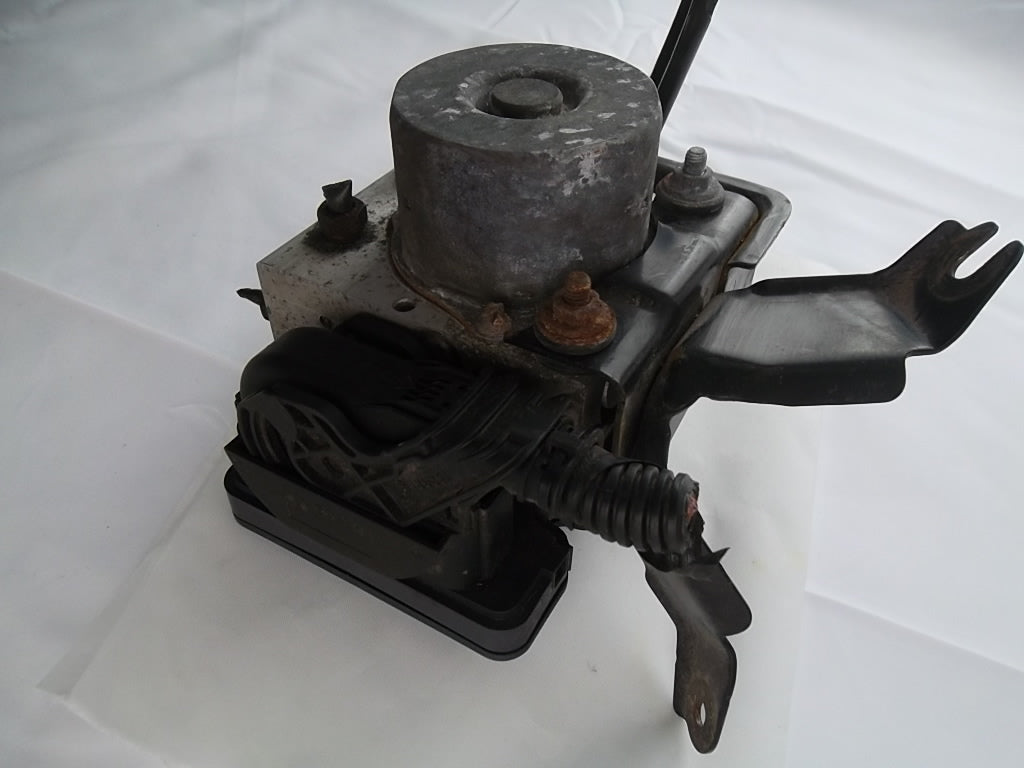 2012-2016 Honda CR-V ABS Anti Lock Brake Pump | 57110-T1W-A130