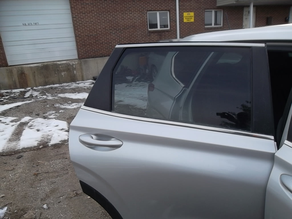 2019-2023 Hyundai Santa Fe Rear Door Passenger Side 77004-S2010
