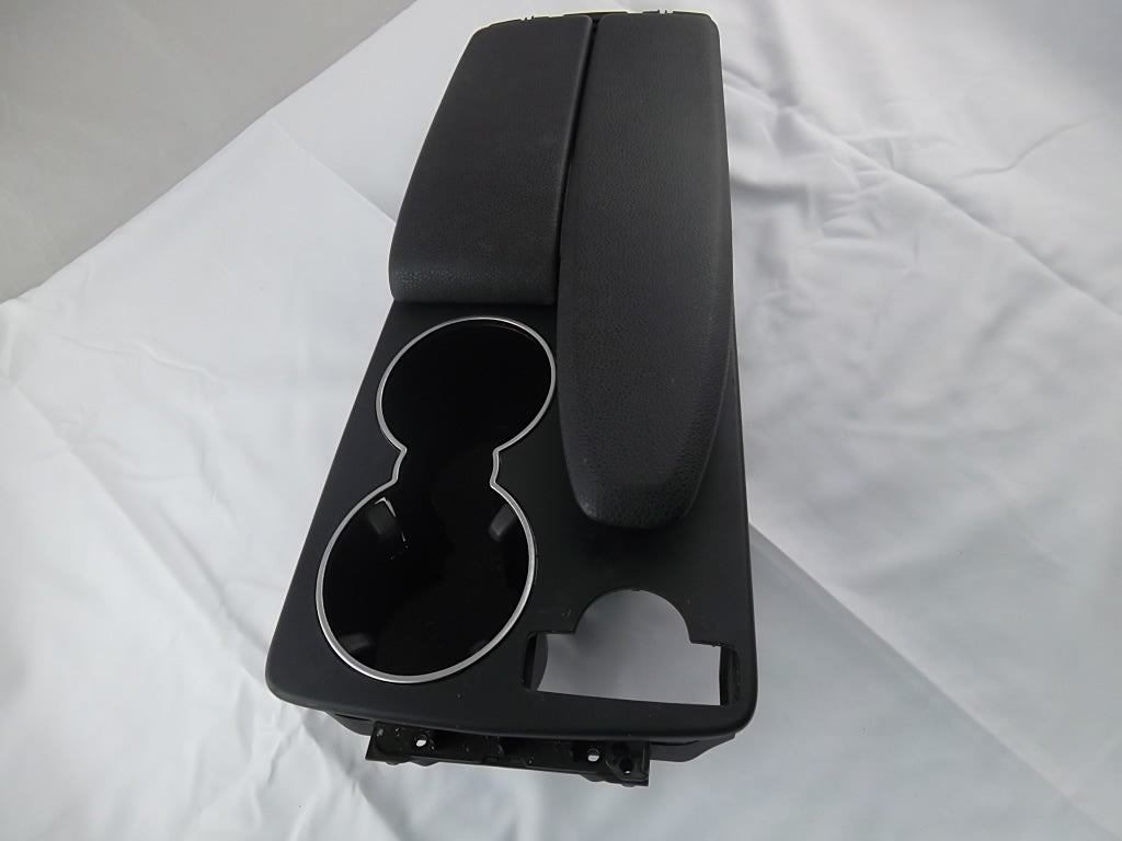 2008-2014 Mercedes Benz C300 Center Console Arm Rest W/Cup Holder 207-680-00-39